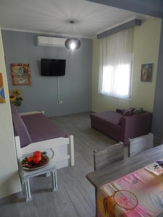 Zephyros Family Apartments 2 Órmos Panajías Eksteriør bilde